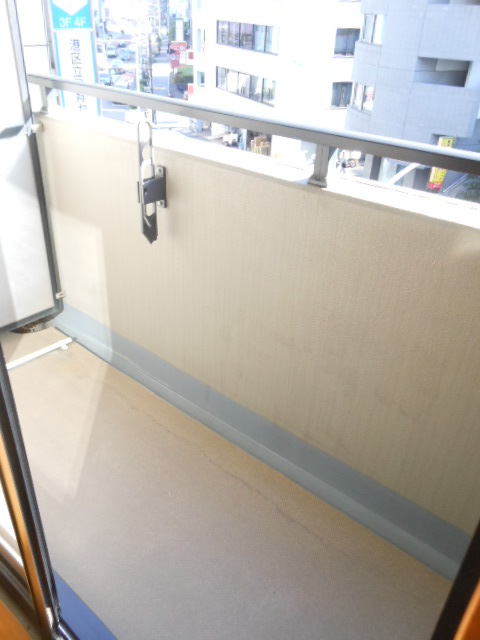 ガラ・ステージ芝公園駅前 バルコニーがあります