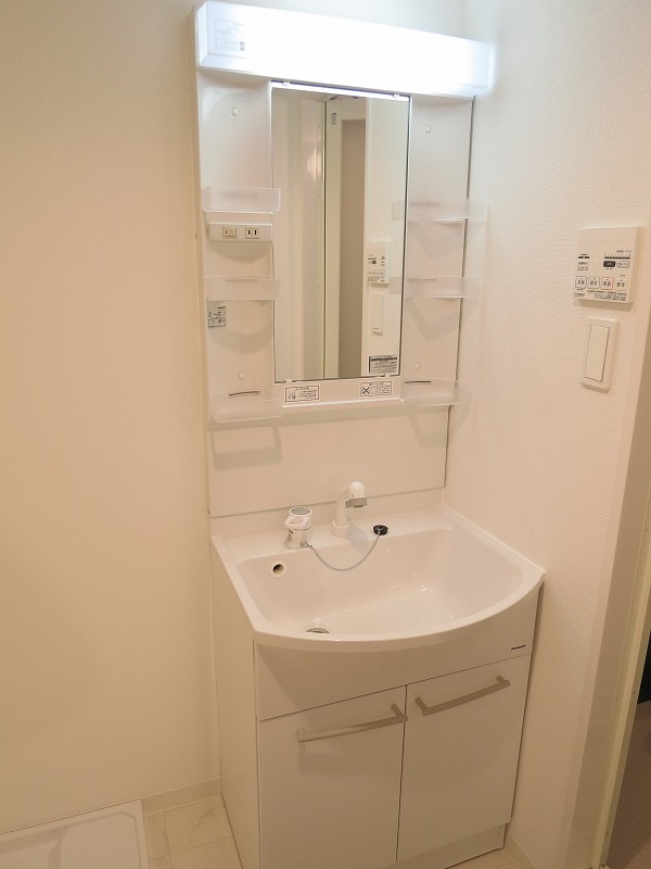 パティーナ志村坂上 内観