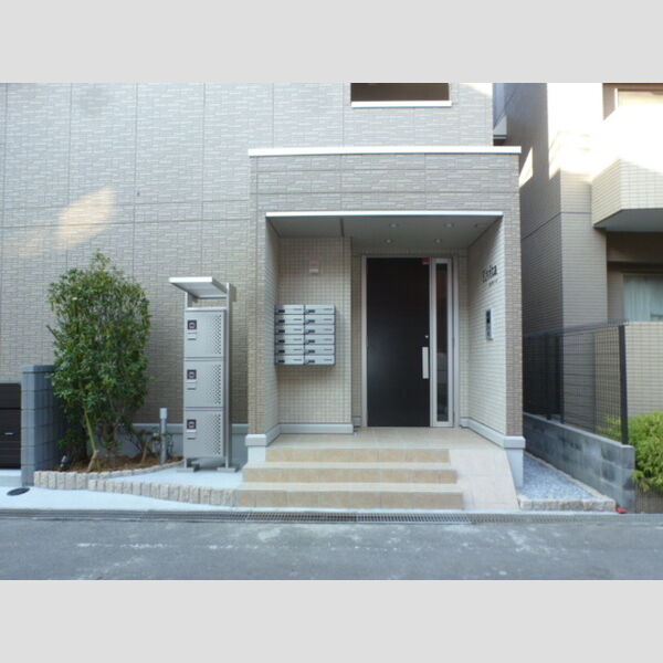 エルヴィータ エントランス