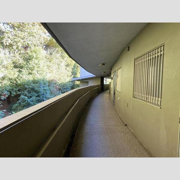 モニュメントスクウェア　参番館107号室 同建物別部屋の参考画像