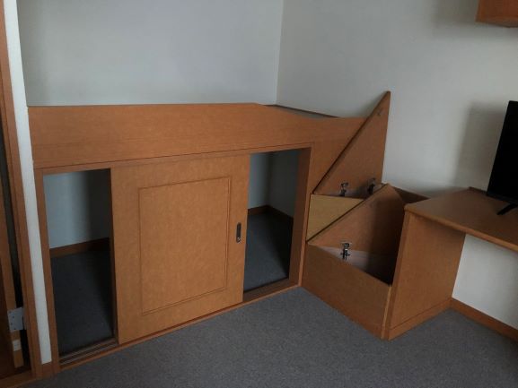 レオパレスメルベーユ 寝室