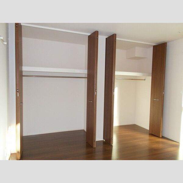 ヴューテラス寺尾の森　B クローゼット