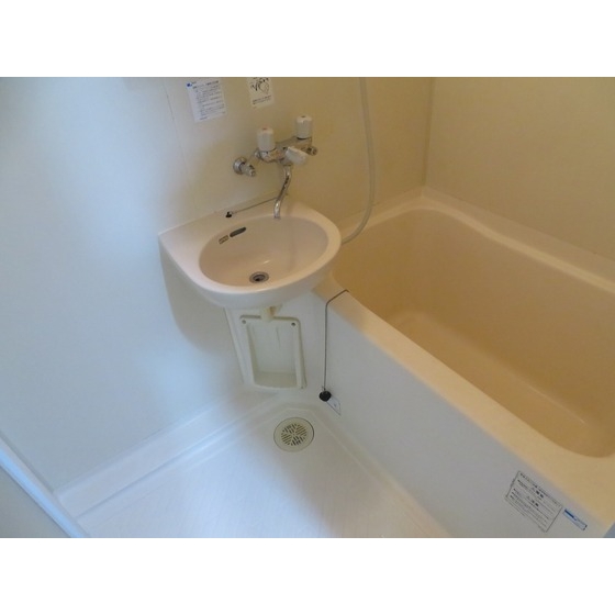 ソレイユ駒沢 浴室