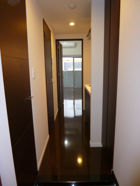 クレイシア新横浜 玄関