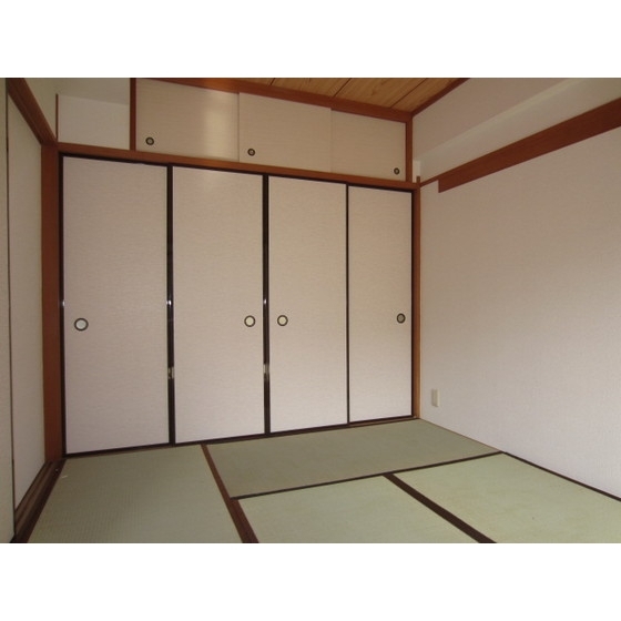 ソレアードまつば1階 内観