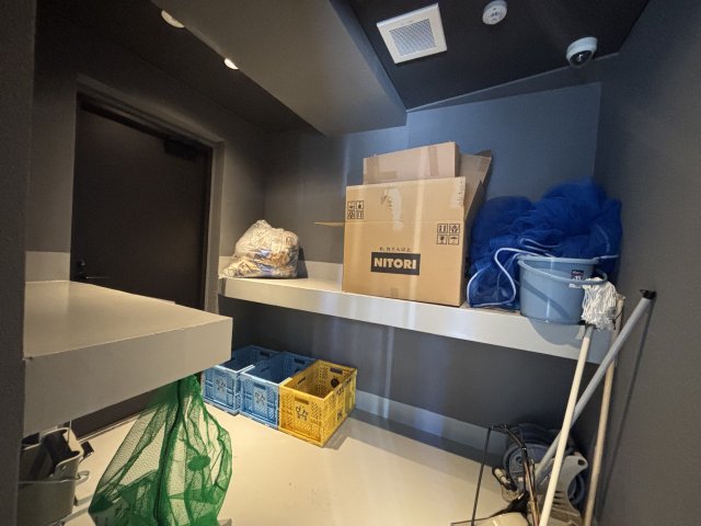 Log入谷／ログ入谷 Log入谷