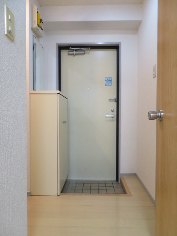 ベルメゾン南浦和1階 ＊別号室の写真となります。