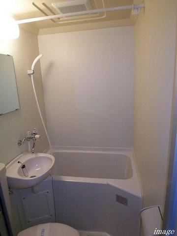 ガラ・ステージ新大塚4階 バス