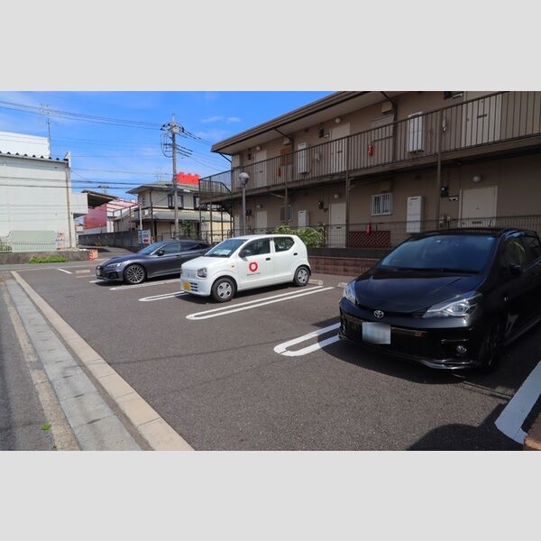 ホジョウテラス　E 駐車場