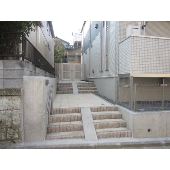 Ｓｅｐｉａ　ＣｏｒｔⅠ2階 外観