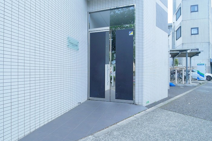 The Grande regalo春日町1階 外観