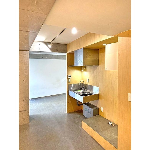 Common garden原宿北参道 内観