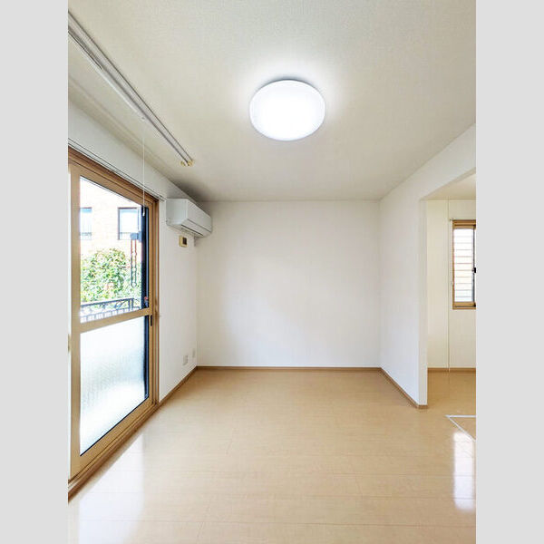 プリヴェール成城 105号室　洋室