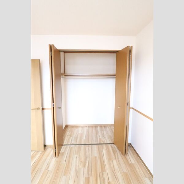 ハイカムールST・ユアサ 収納