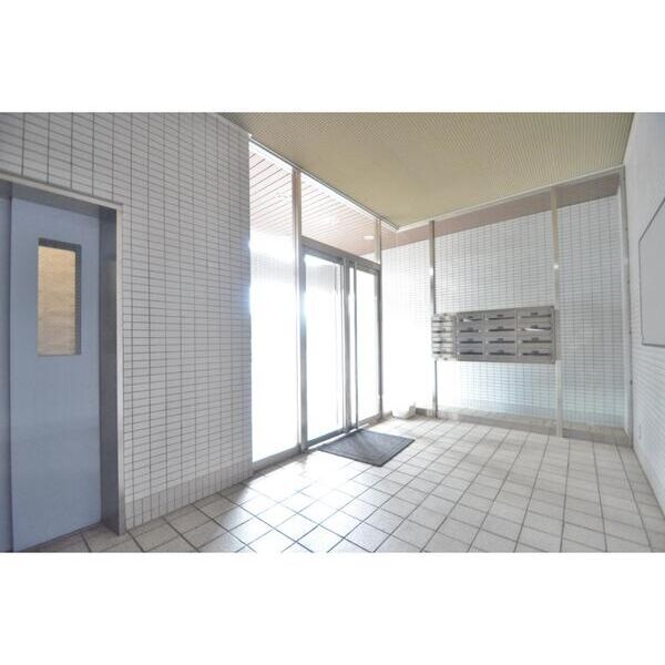 リヴェール浅見502号室 エントランス