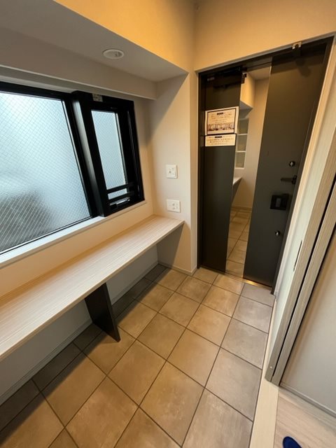 クレヴィアリグゼ錦糸町2階 玄関