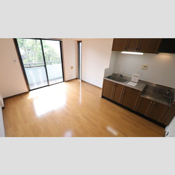 スティルライフ4号室 リビング