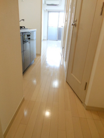 ガラ・ステージ御茶ノ水7階 人感センサー付玄関照明