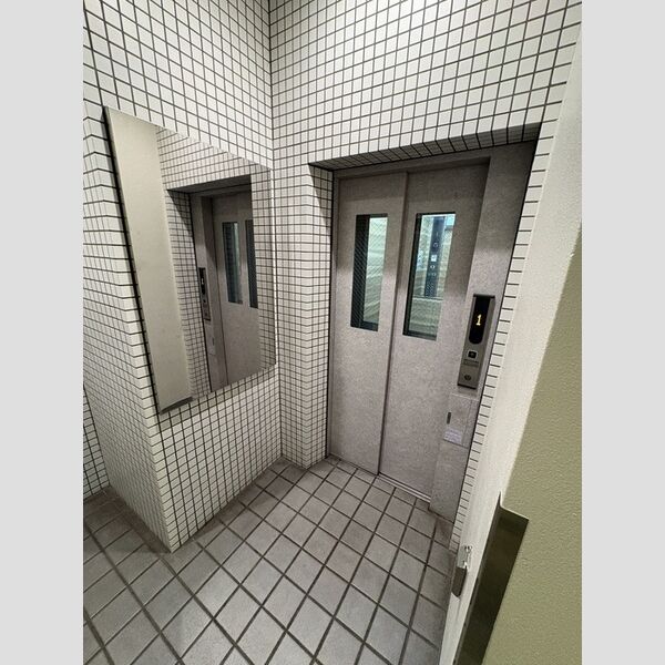 カスタリア茅場町0506号室 エレベーター