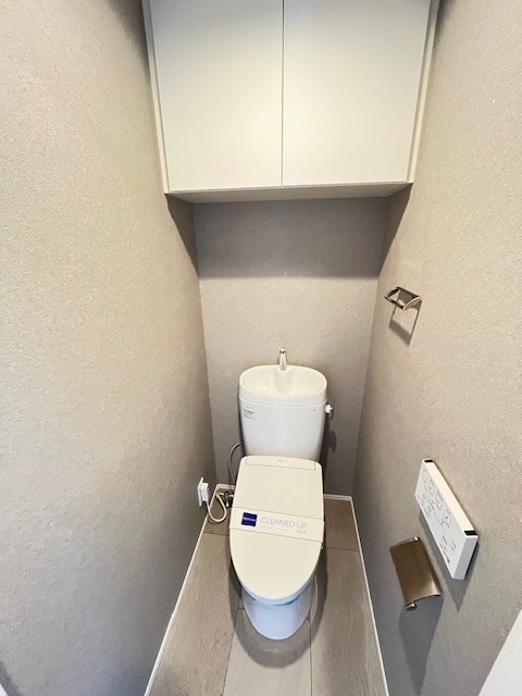 レジディア文京音羽4階 トイレ