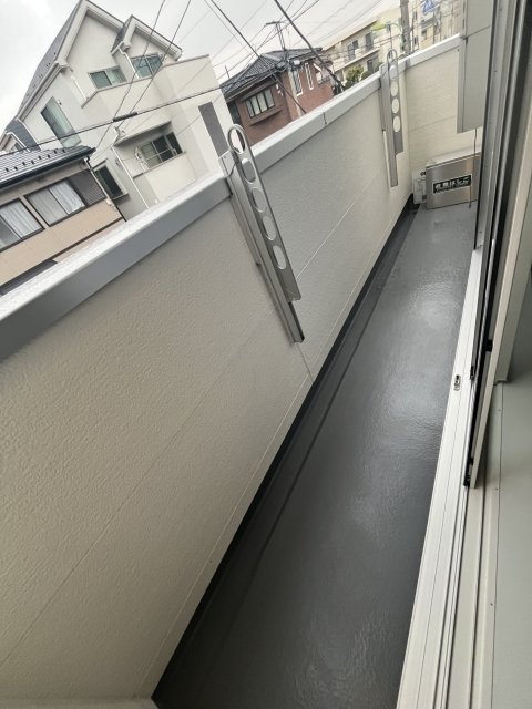 ウェール上馬 バルコニー