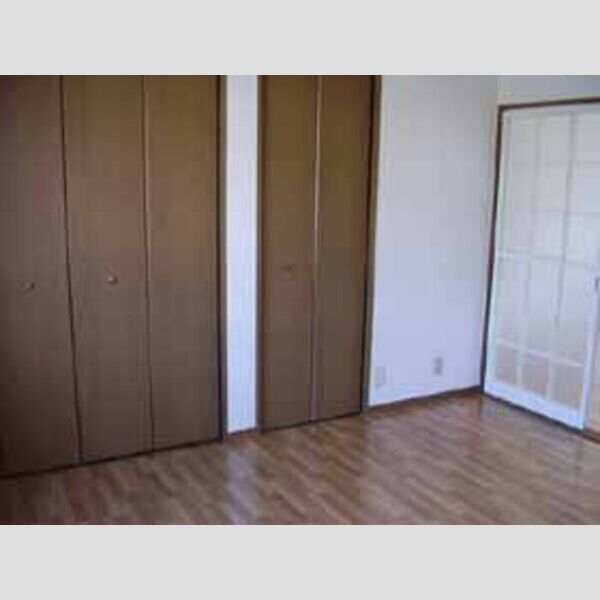 ジュネスハイム　弐番館 05_広々収納