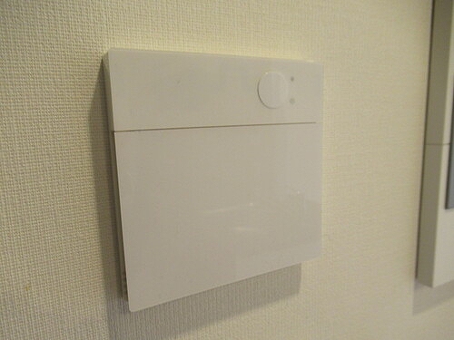 シティハウス目黒ザ・グランド7階 床暖房操作パネル