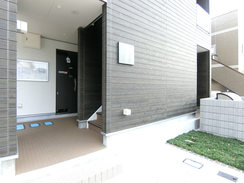 リブリ・Blue sky 鎌倉2階 エントランス