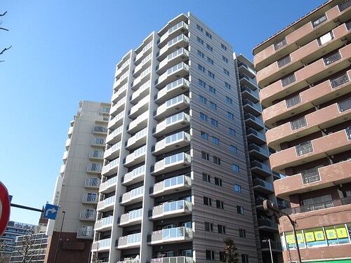 ライオンズ王子ステーションライズ マンション外観写真（別角度）