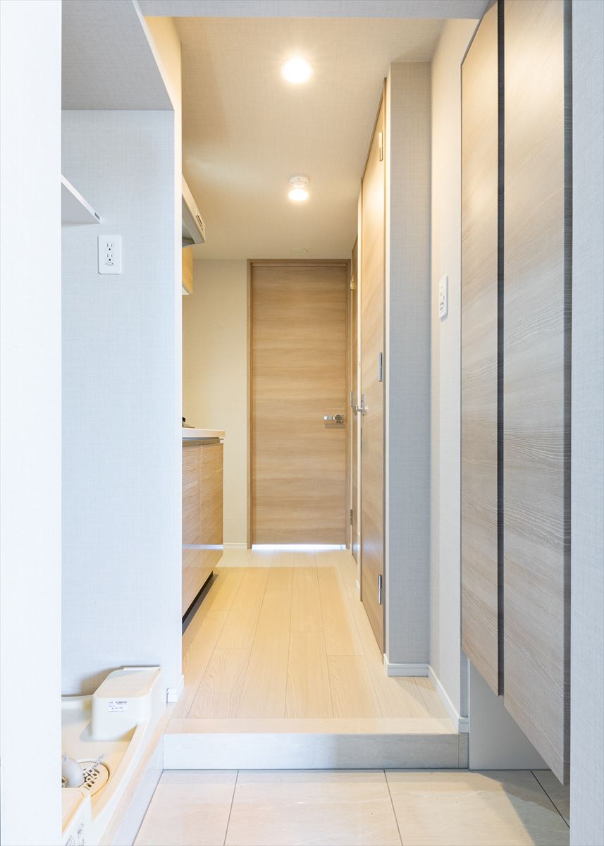 DIPS亀有駅前 玄関