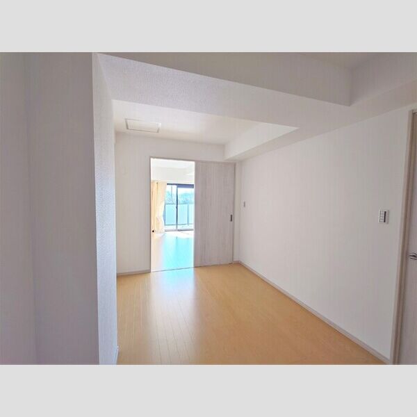 グランヴェールにしすな303号室 洋室6帖