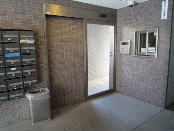 ヴェルステージ西川口Ⅱ105号室 エントランス