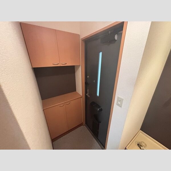 ラ・セゾン　壱番館201号室 玄関