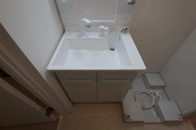 ＣＢ浦和美園エルジュ1階 洗面