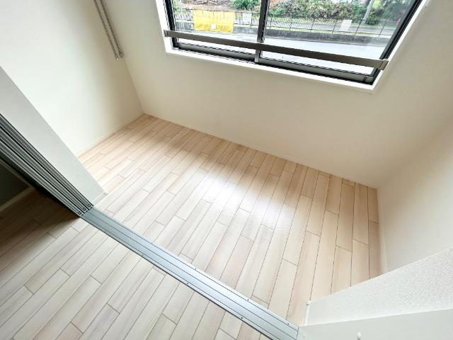 Ｓｍｉｌｅ　ｖｉｌｌａ（スマイル　ヴィラ）202号室 インナーテラス