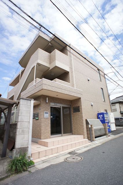 ルミエール・エタンセル0204号室 オートロック付きマンションです。