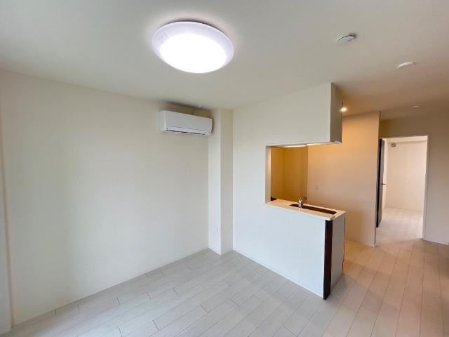 アジュール207号室 リビング