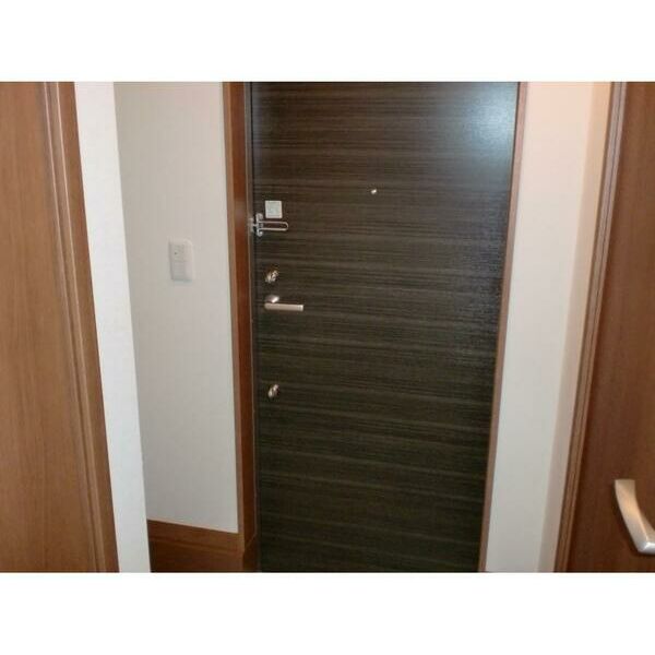 フォレスト永福 玄関