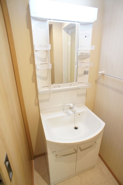 Ｐａｒａｄｏｒ　Ｎｉｓｈｉｆｕｎａｂａｓｈｉ0103号室 洗面