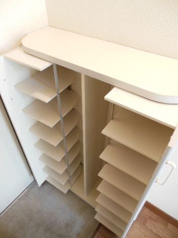 サンハイツ シューズボックス