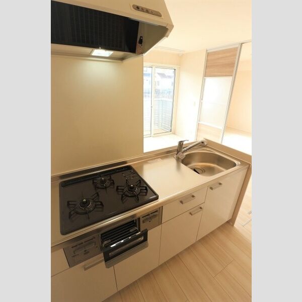 コーポ　ルピナス105号室 ガスコンロ3口・グリルついてます