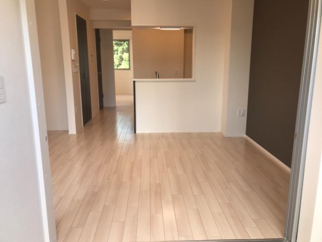 シェモア リビング