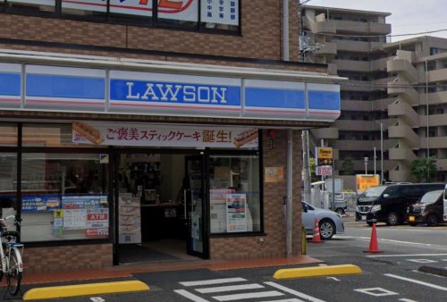 Ｌ’Ａｒｉａ　Ｏｍｉｙａ105号室 【コンビニエンスストア】ローソン さいたま指扇店まで1119ｍ