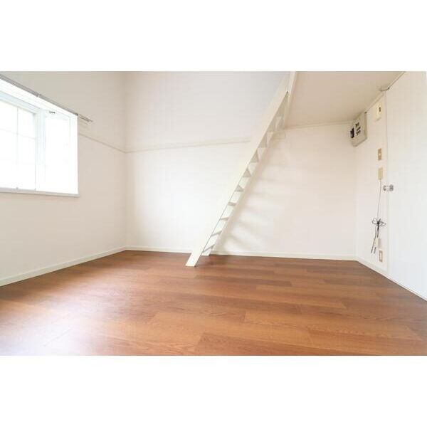 コスモ六実東 リビング