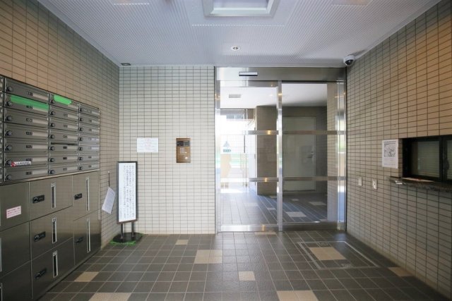 シンシア白金山北ホームズ5階 エントランス