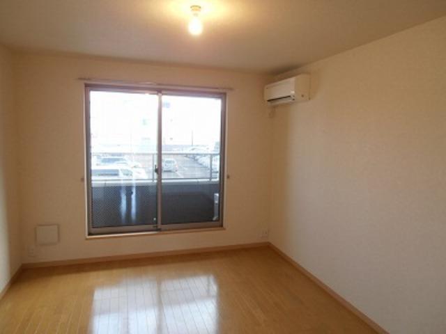 ＩＬ・ＳＯＬＥ2階 内観