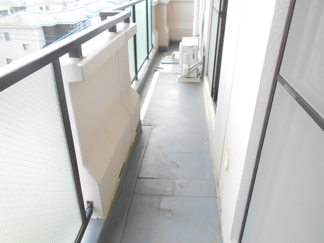 メゾンベール桜台0405号室 バルコニー