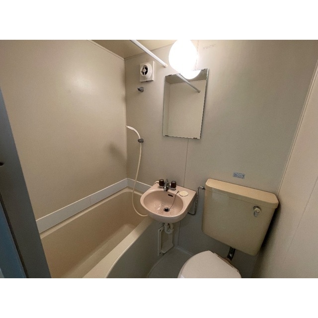 ブラウン第3201号室 内観