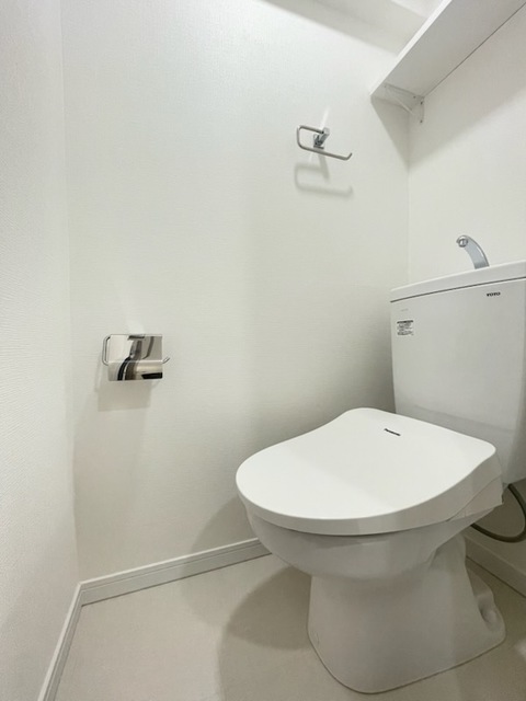 ライオンズマンション元住吉第５4階 トイレ