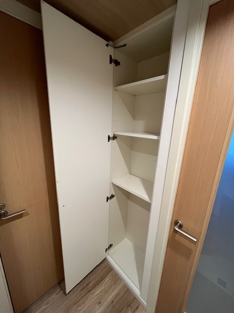 レジディア市ヶ谷2階 収納